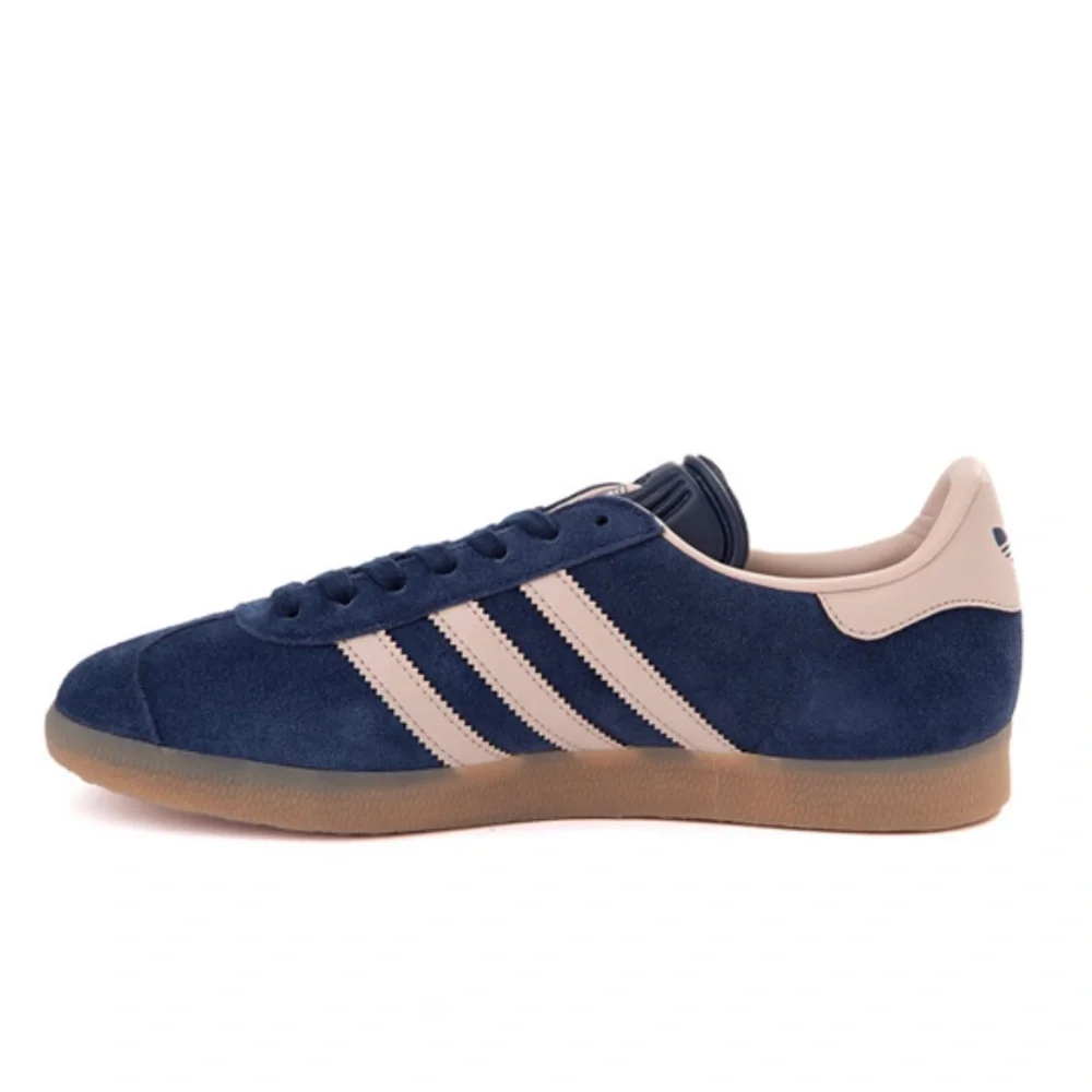 adidas Gazelle Night Indigo/Wonder Taupe Gum Sole - Picture 3 of 9